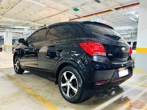 CHEVROLET ONIX 1.4 MPFI LTZ 8V FLEX 4P AUTOMÁTICO CHEVROLET ONIX 1.4 MPFI LTZ 8V FLEX 4P AUTOMÁTICO